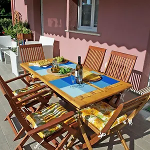  Hébergement de vacances Lo Zione